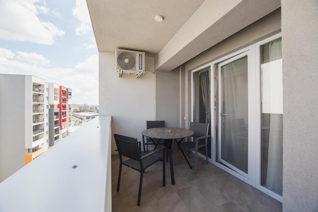 Charming Family Haven Apartment Oradea Ngoại thất bức ảnh