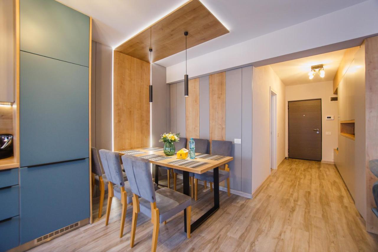 Charming Family Haven Apartment Oradea Ngoại thất bức ảnh