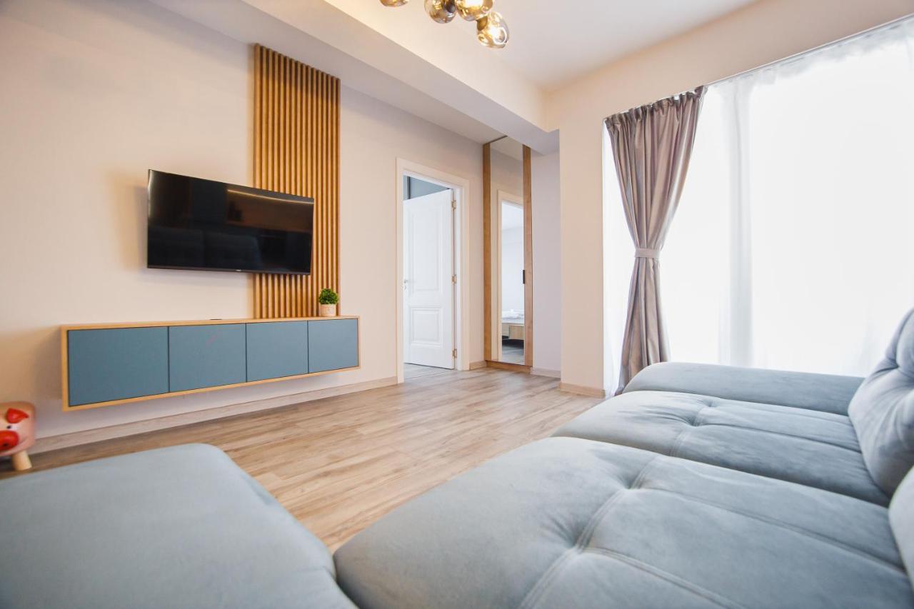 Charming Family Haven Apartment Oradea Ngoại thất bức ảnh